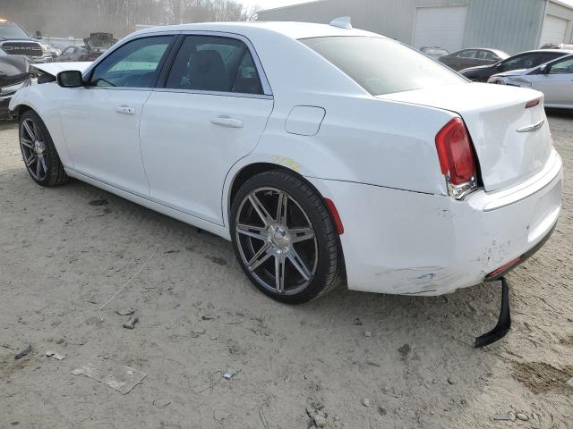 Photo 2 from auction – 2016 CHRYSLER 300 LIMITE with VIN 2C3CCAAG9GH273888