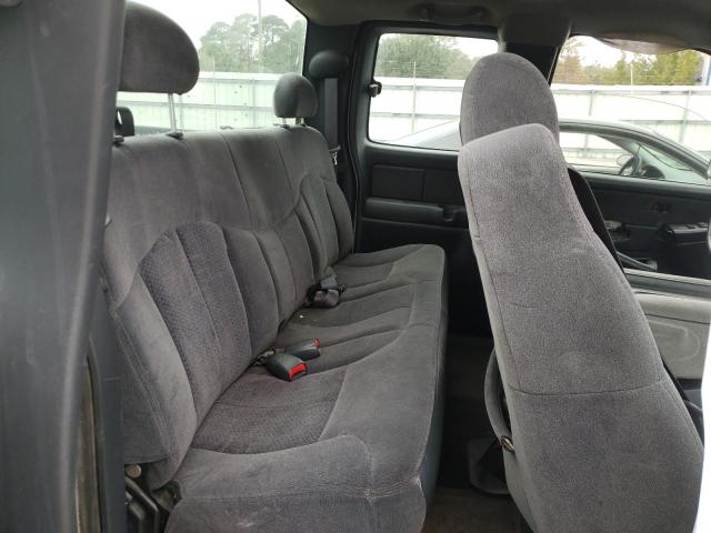 Photo 10 from auction – 2002 CHEVROLET SILVERADO with VIN 2GCEC19V121304222