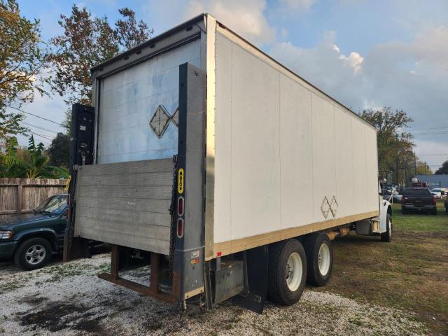 Photo 4 from auction – 2015 FREIGHTLINER M2 106 MED with VIN 3ALHCYCY8FDGL0964