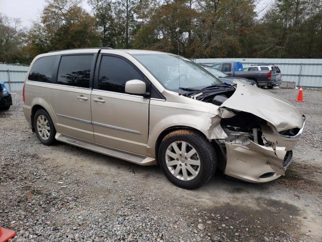 Photo 4 from auction – 2014 CHRYSLER TOWN & COU with VIN 2C4RC1BG1ER132891