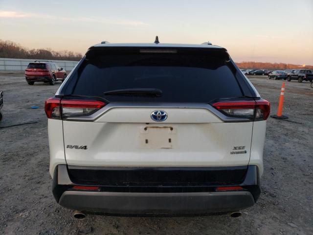 Photo 6 from auction – 2019 TOYOTA RAV4 XSE with VIN 2T3EWRFV5KW043100
