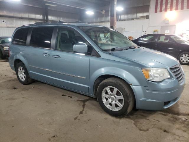 Photo 4 from auction – 2010 CHRYSLER TOWN & COU with VIN 2A4RR5D14AR428152