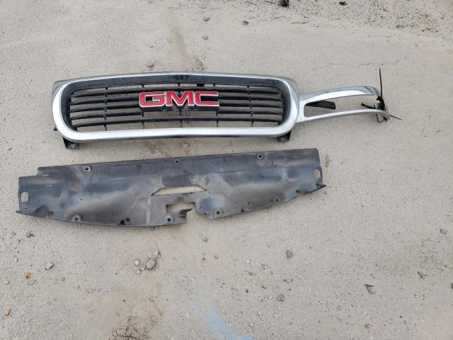 Photo 13 from auction – 2004 GMC YUKON with VIN 1GKEK13TX4J140217