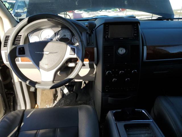 Photo 8 from auction – 2008 CHRYSLER TOWN & COU with VIN 2A8HR54PX8R701930