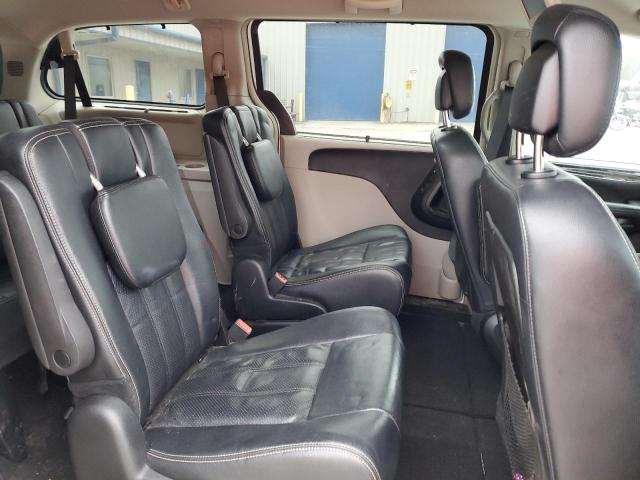 Photo 11 from auction – 2015 CHRYSLER TOWN & COU with VIN 2C4RC1CG6FR674410