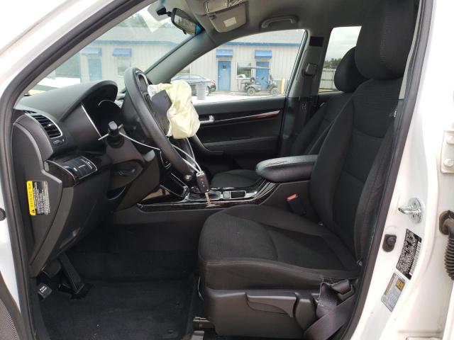 Photo 7 from auction – 2015 KIA SORENTO LX with VIN 5XYKT3A68FG643073