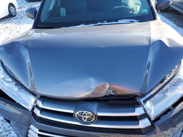 Photo 12 from auction – 2017 TOYOTA HIGHLANDER with VIN 5TDJZRFH9HS451593