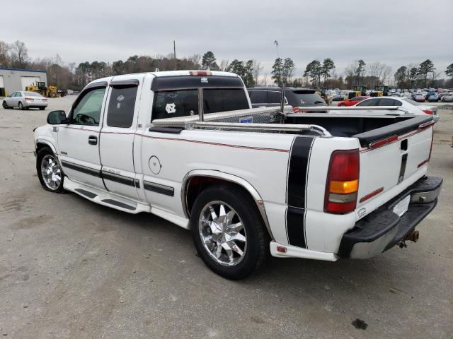 Photo 2 from auction – 2000 CHEVROLET SILVERADO with VIN 1GCEC19T0YZ283250