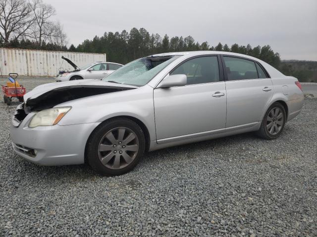 TOYOTA AVALON 2005 with VIN 4T1BK36B35U044941 - Photo from auction