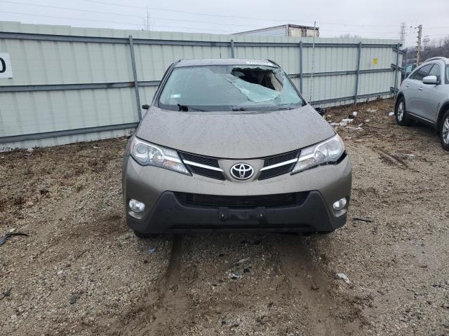 Photo 5 from auction – 2015 TOYOTA RAV4 LE with VIN JTMZFREV3FD046986