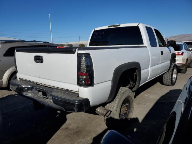 Photo 3 from auction – 2004 CHEVROLET SILVERADO with VIN 1GCHC29UX4E155434