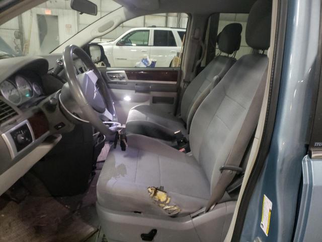Photo 7 from auction – 2010 CHRYSLER TOWN & COU with VIN 2A4RR5D14AR428152