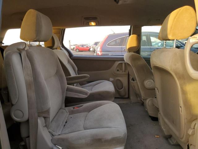Photo 11 from auction – 2004 TOYOTA SIENNA CE with VIN 5TDZA23C74S101948