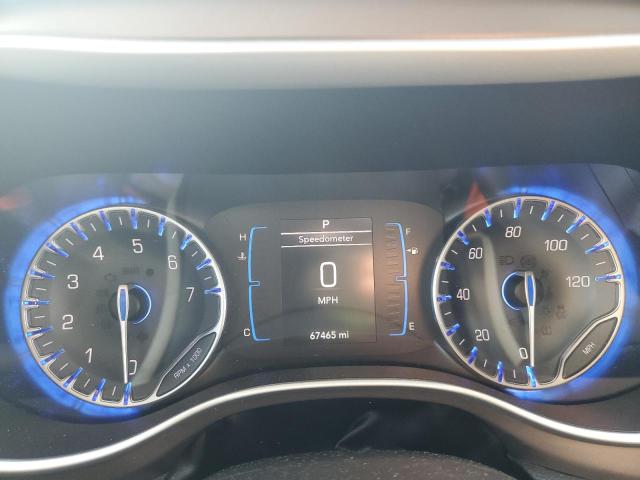 Photo 9 from auction – 2017 CHRYSLER PACIFICA T with VIN 2C4RC1BG3HR823828