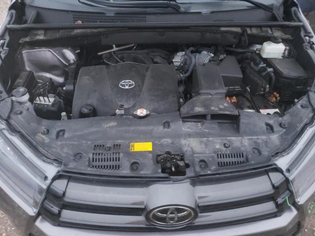 Photo 12 from auction – 2019 TOYOTA HIGHLANDER with VIN 5TDJZRFH3KS578279