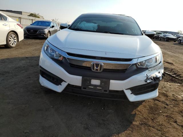Zdjęcie 5 z aukcji – 2017 HONDA CIVIC EX z VIN 19XFC2F79HE230110