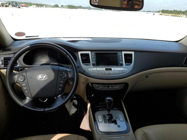 Photo 8 from auction – 2010 HYUNDAI GENESIS 3. with VIN KMHGC4DE4AU089614