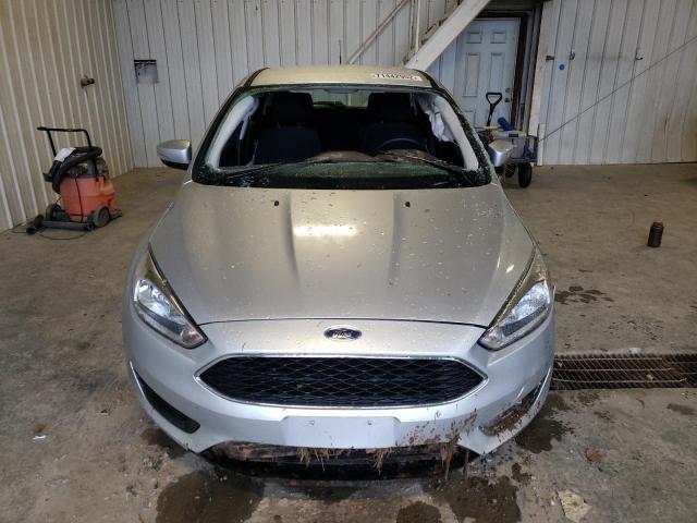 Photo 5 from auction – 2017 FORD FOCUS SE with VIN 1FADP3K29HL311794