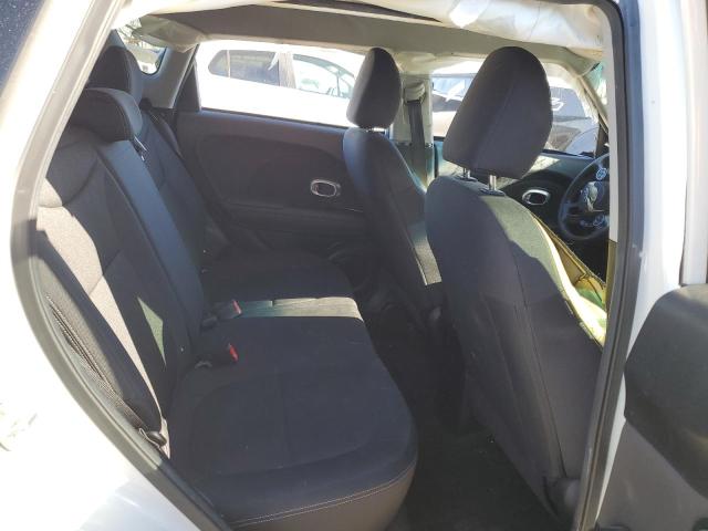 Photo 11 from auction – 2015 KIA SOUL with VIN KNDJN2A28F7132487