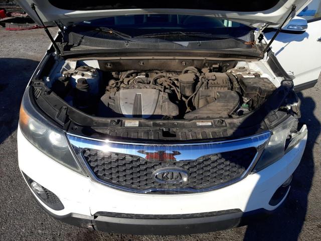Photo 12 from auction – 2012 KIA SORENTO EX with VIN 5XYKU4A26CG266531