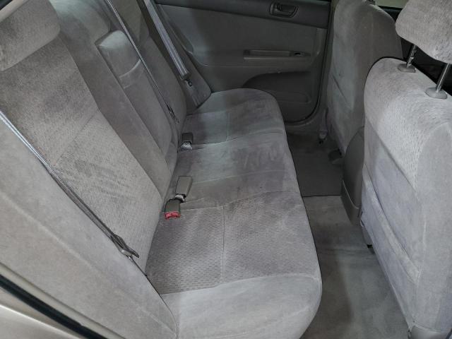 Photo 10 from auction – 2002 TOYOTA CAMRY LE with VIN 4T1BF32KX2U017001