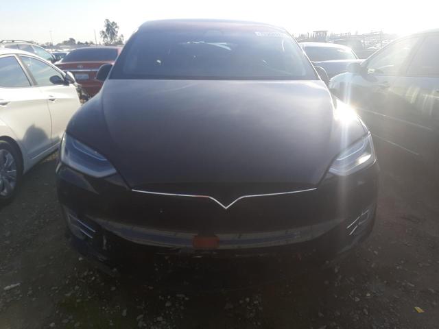 Photo 5 from auction – 2017 TESLA MODEL X with VIN 5YJXCDE2XHF050005