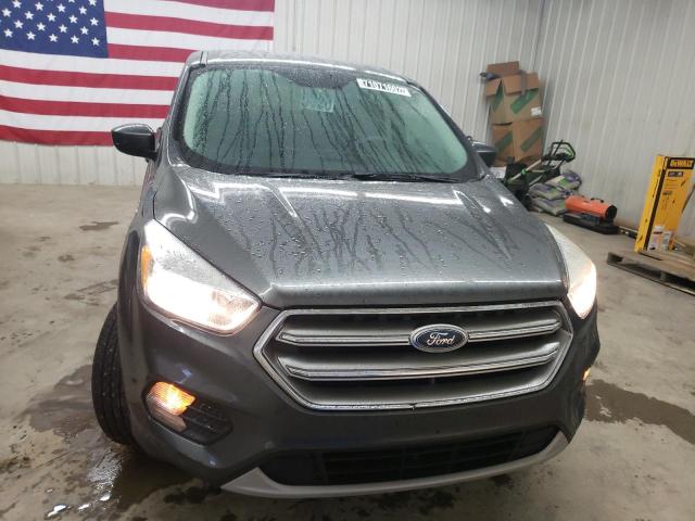 Photo 5 from auction – 2017 FORD ESCAPE SE with VIN 1FMCU0GD5HUA29522