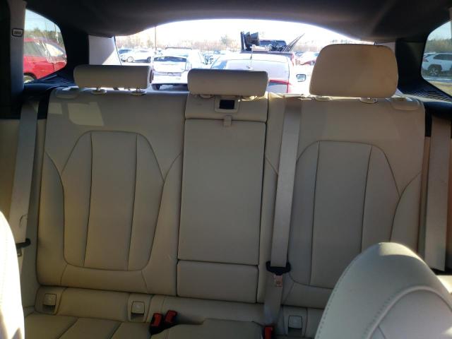Photo 10 from auction – 2019 BMW X3 XDRIVE3 with VIN 5UXTR9C51KLE15880