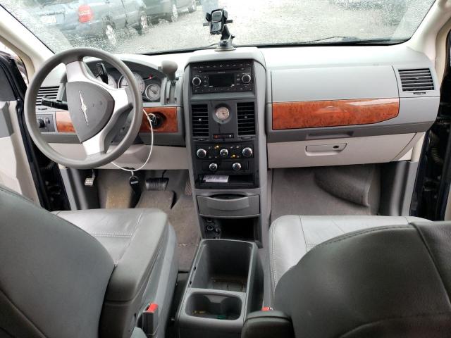 Photo 8 from auction – 2008 CHRYSLER TOWN & COU with VIN 2A8HR44H98R757750