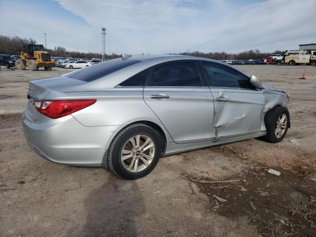 Photo 3 from auction – 2013 HYUNDAI SONATA GLS with VIN 5NPEB4AC1DH589388