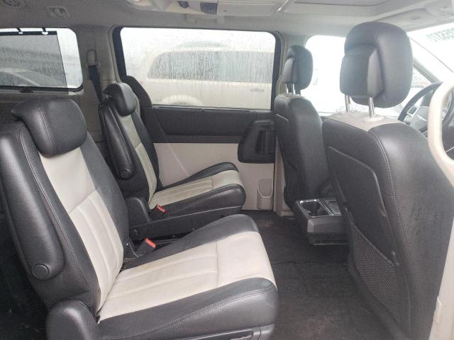 Photo 11 from auction – 2010 CHRYSLER TOWN & COU with VIN 2A4RR8DX9AR427486