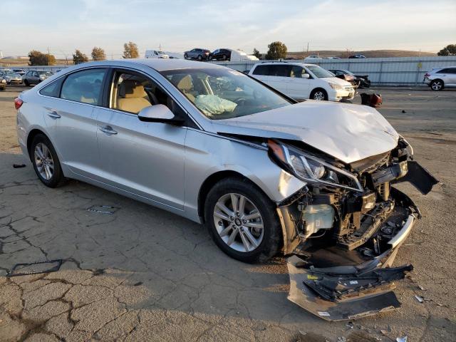 Photo 4 from auction – 2016 HYUNDAI SONATA SE with VIN 5NPE24AF6GH407439
