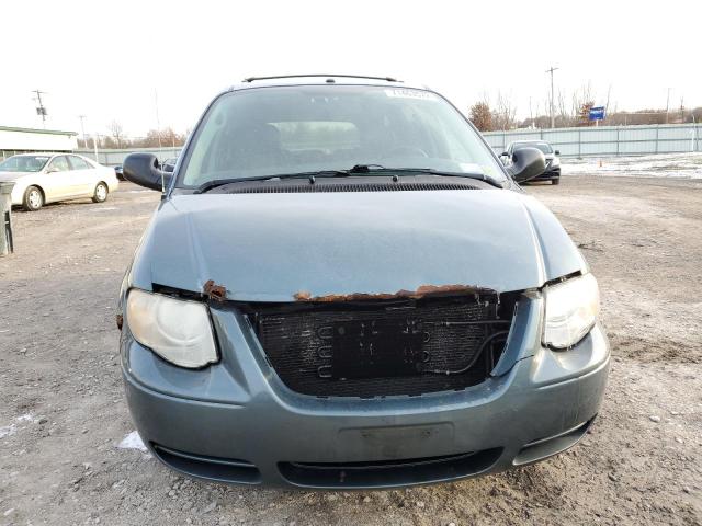 Photo 5 from auction – 2006 CHRYSLER TOWN & COU with VIN 2A4GP54L06R818218