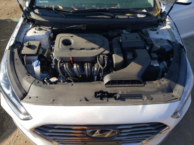 Photo 11 from auction – 2019 HYUNDAI SONATA SE with VIN 5NPE24AF2KH764559