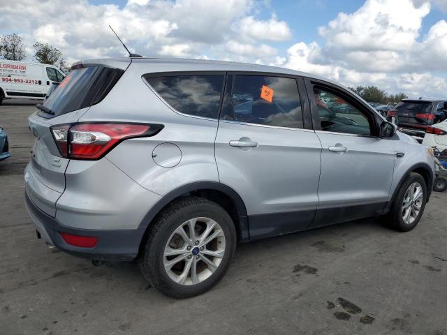 Photo 3 from auction – 2017 FORD ESCAPE SE with VIN 1FMCU0G96HUC56049