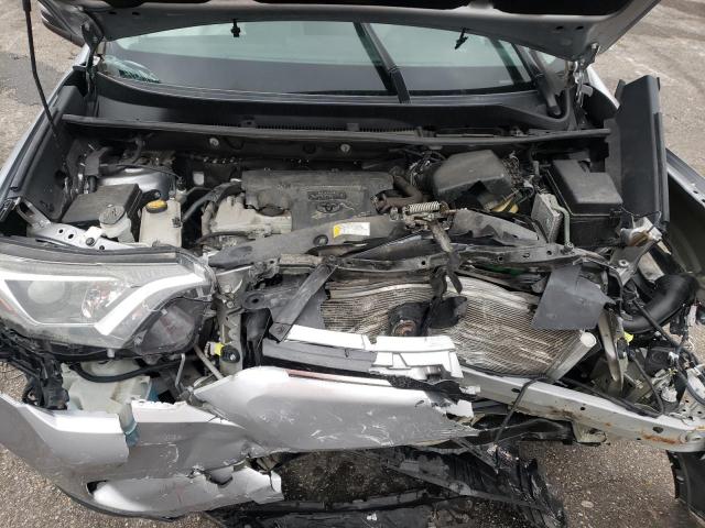 Photo 12 from auction – 2017 TOYOTA RAV4 XLE with VIN 2T3RFREVXHW636625