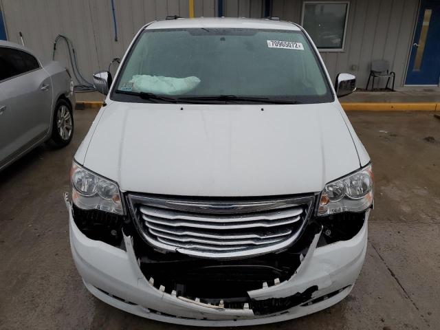 Photo 5 from auction – 2015 CHRYSLER TOWN & COU with VIN 2C4RC1CG5FR726867