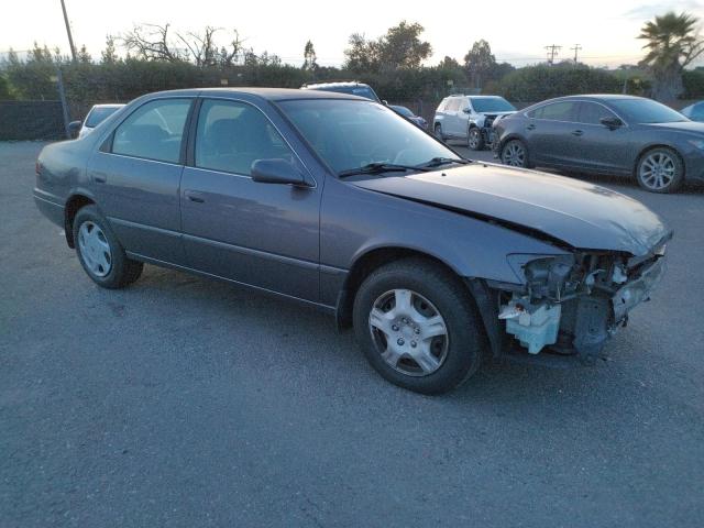 Photo 4 from auction – 1998 TOYOTA CAMRY CE with VIN JT2BF22K2W0134673