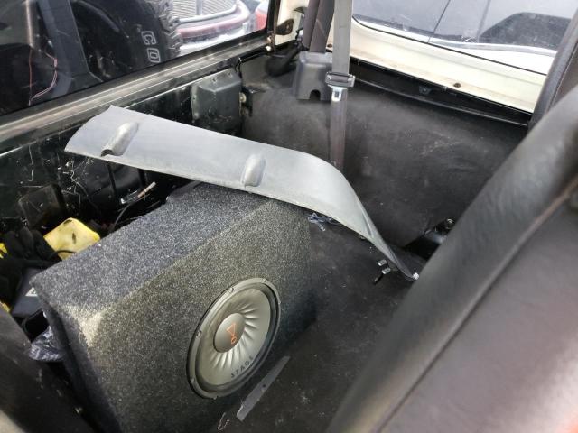 Photo 10 from auction – 2001 JEEP WRANGLER / with VIN 1J4FA49S31P365813