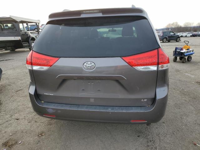 Photo 6 from auction – 2014 TOYOTA SIENNA LE with VIN 5TDKK3DC0ES410312