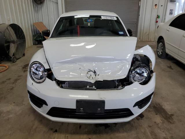 Photo 5 from auction – 2018 VOLKSWAGEN BEETLE S with VIN 3VWFD7AT4JM717075