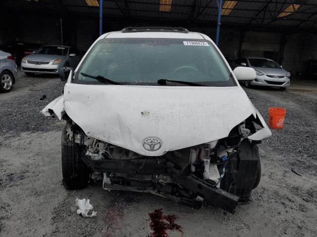 Photo 5 from auction – 2013 TOYOTA SIENNA XLE with VIN 5TDYK3DC2DS370632