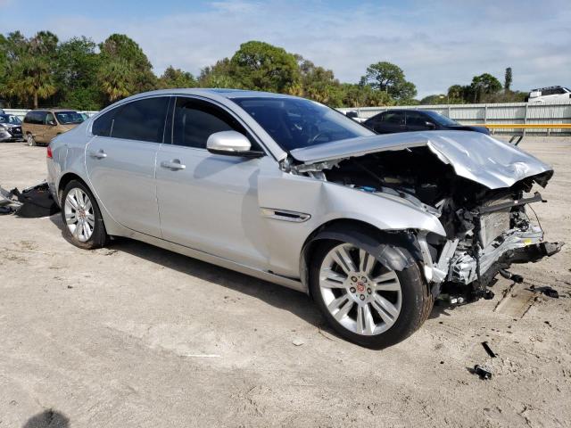 Photo 4 from auction – 2016 JAGUAR XF PREMIUM with VIN SAJBD4BV5GCY24499