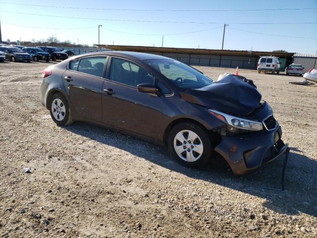 Photo 4 from auction – 2017 KIA FORTE LX with VIN 3KPFK4A72HE116262