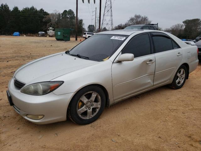 TOYOTA CAMRY LE 2003 with VIN 4T1BF32K23U047689 - Photo from auction