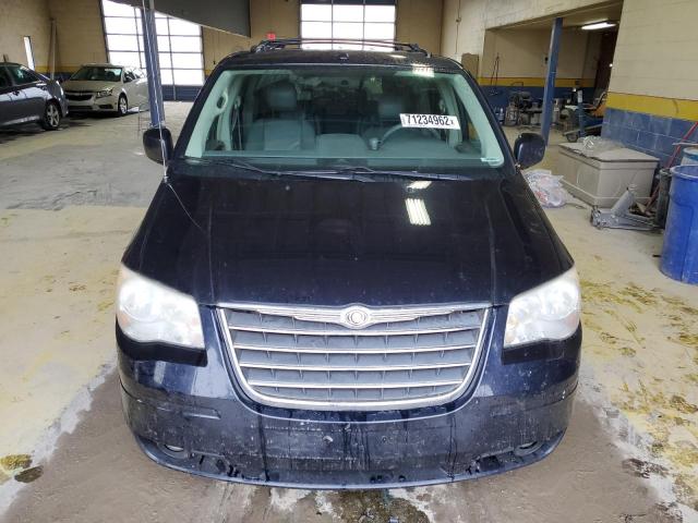 Photo 5 from auction – 2010 CHRYSLER TOWN & COU with VIN 2A4RR5D10AR189120