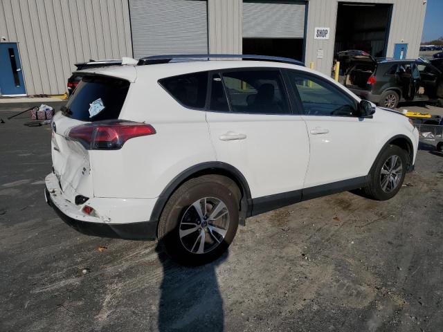 Photo 3 from auction – 2016 TOYOTA RAV4 XLE with VIN JTMRFREV4GD192461