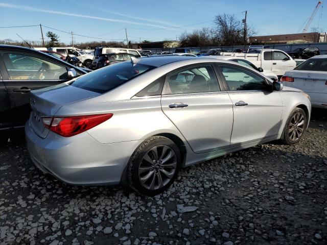 Photo 3 from auction – 2011 HYUNDAI SONATA SE with VIN 5NPEC4AC4BH101061