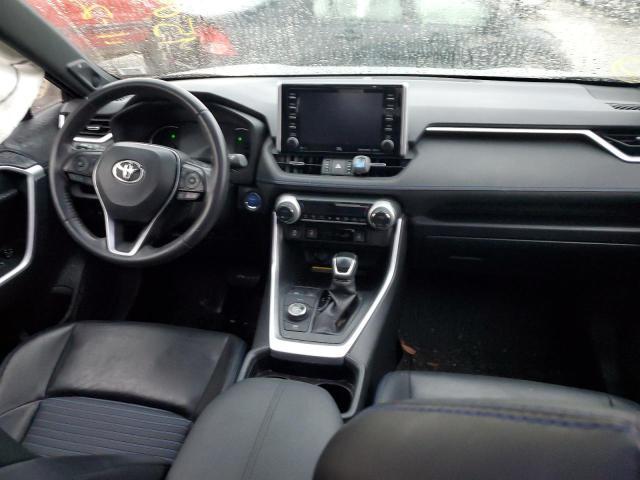 Photo 8 from auction – 2020 TOYOTA RAV4 XSE with VIN JTMEWRFV5LD534037