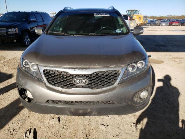 Photo 5 from auction – 2011 KIA SORENTO EX with VIN 5XYKUDA20BG119748